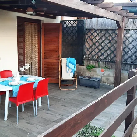 Residenza Grecale Con Veranda Vicino Al Paese Vakantiehuis *