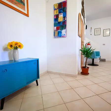Residenza Grecale Con Veranda Vicino Al Paese Vakantiehuis Stintino
