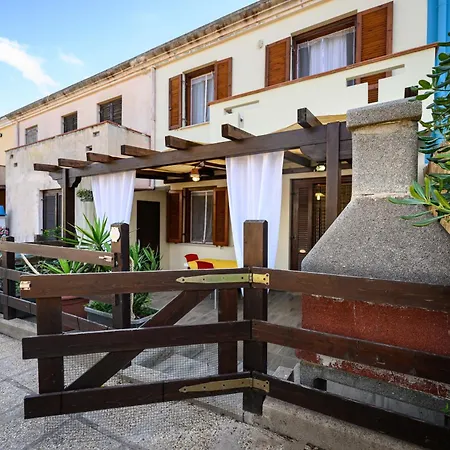 Residenza Grecale Con Veranda Vicino Al Paese Vakantiehuis *