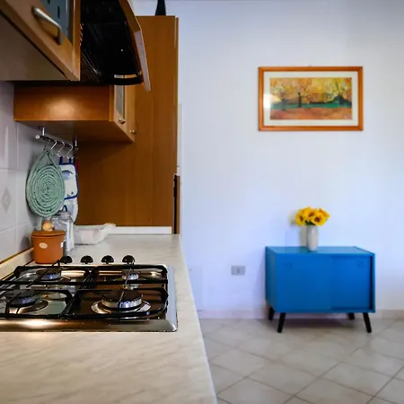 Residenza Grecale Con Veranda Vicino Al Paese