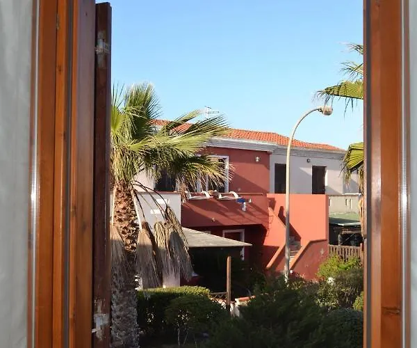 Residenza Grecale Con Veranda Vicino Al Paese Tatil Evi