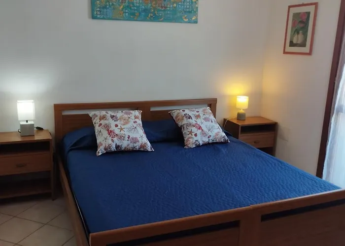 Residenza Grecale Con Veranda Vicino Al Paese Stintino