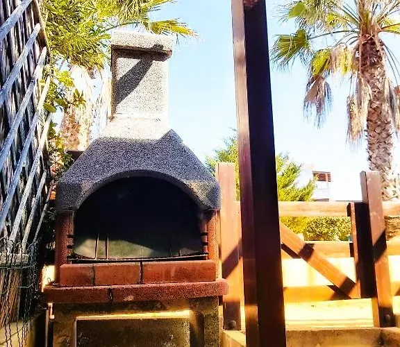Residenza Grecale Con Veranda Vicino Al Paese Stintino