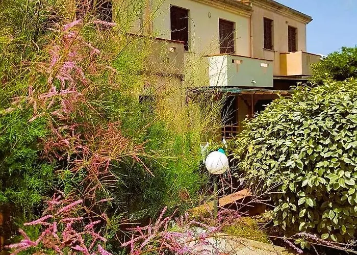 Tatil Evi Residenza Grecale Con Veranda Vicino Al Paese Stintino
