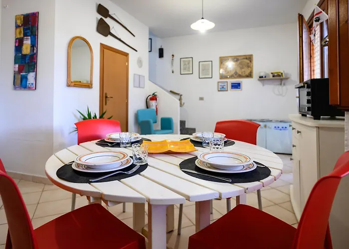 Residenza Grecale Con Veranda Vicino Al Paese Stintino