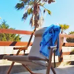 Semesterbostad Residenza Grecale, Con Veranda, In Zona Residenziale Tranquilla, A Due Passi Dal Paese