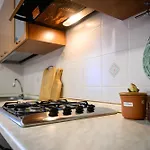 Residenza Grecale, Con Veranda, In Zona Residenziale Tranquilla, A Due Passi Dal Paese Σπίτι διακοπών