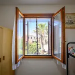 Semesterbostad Residenza Grecale, Con Veranda, In Zona Residenziale Tranquilla, A Due Passi Dal Paese