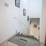 Residenza Grecale, Con Veranda, In Zona Residenziale Tranquilla, A Due Passi Dal Paese