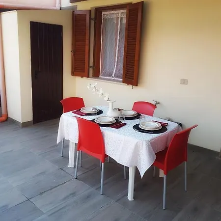 Feriehus Residenza Grecale Con Veranda Vicino Al Paese