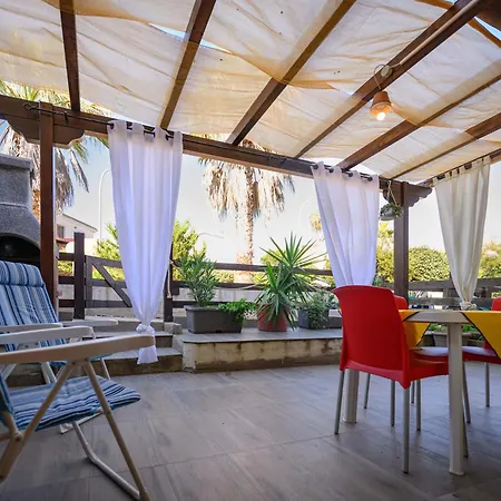 Residenza Grecale Con Veranda Vicino Al Paese Stintino