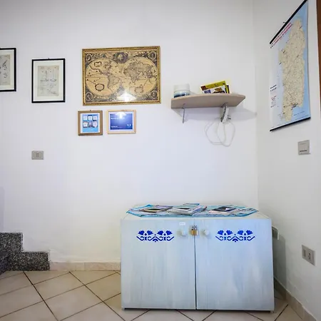 Residenza Grecale Con Veranda Vicino Al Paese Feriehus *