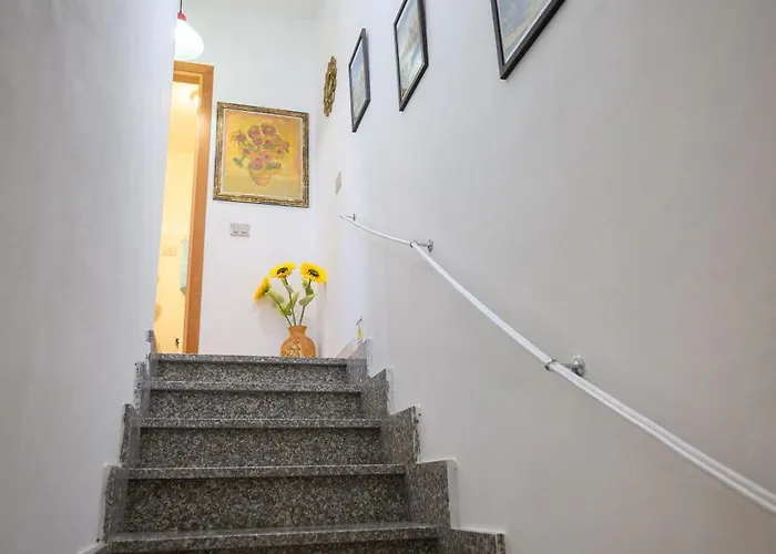 Residenza Grecale Con Veranda Vicino Al Paese Nyaraló Stintino